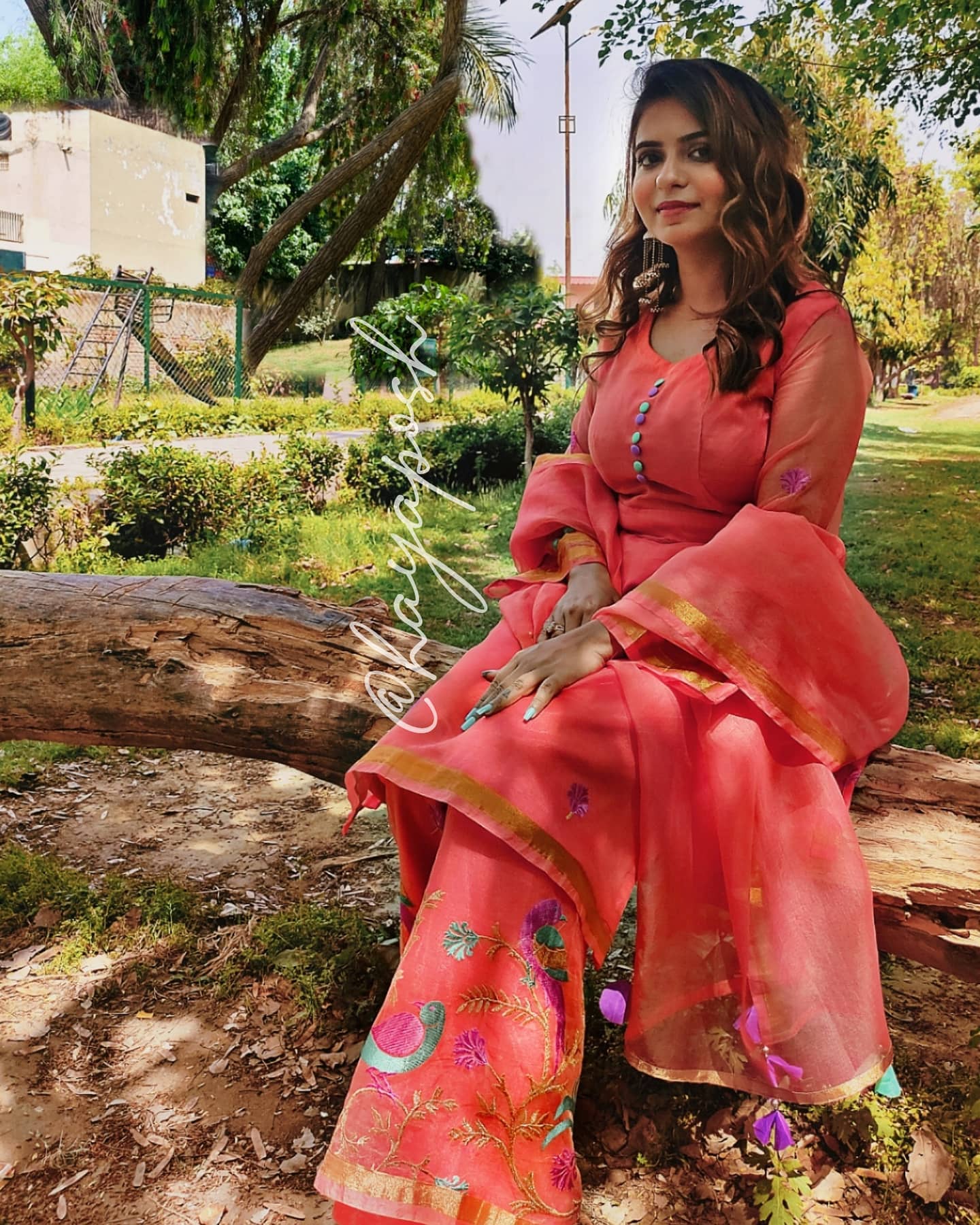 Pihu Kurta Hayaposh India.