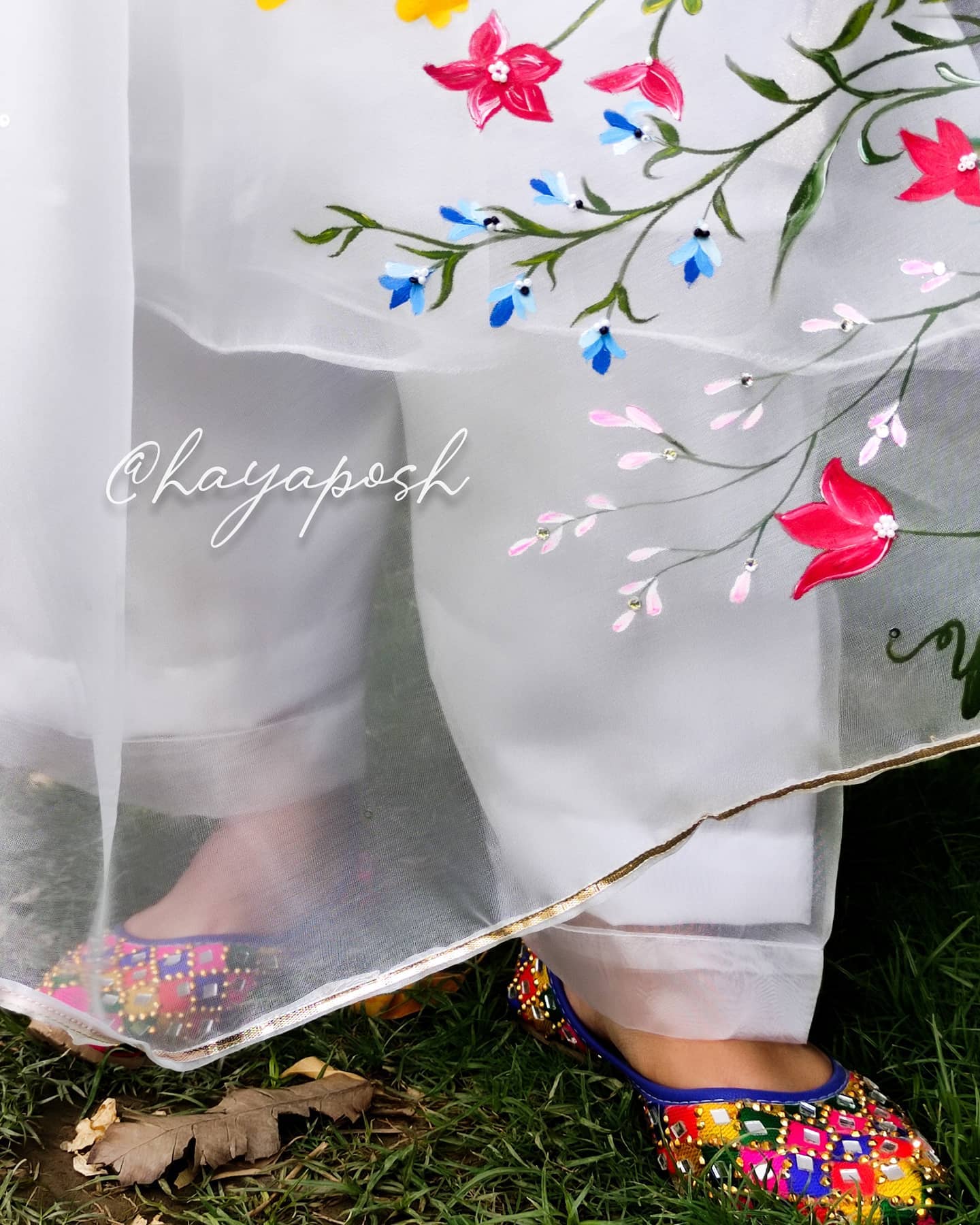 Tropical Garden Anarkali Hayaposh India.