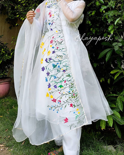 Tropical Garden Anarkali Hayaposh India.