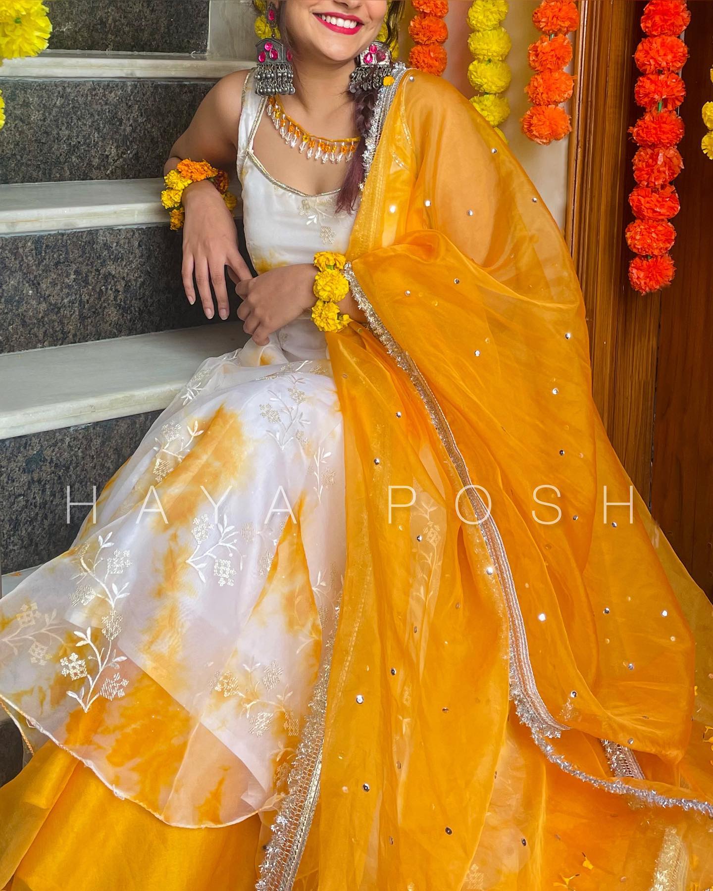 Sunehri Haldi Anarkali Hayaposh India.