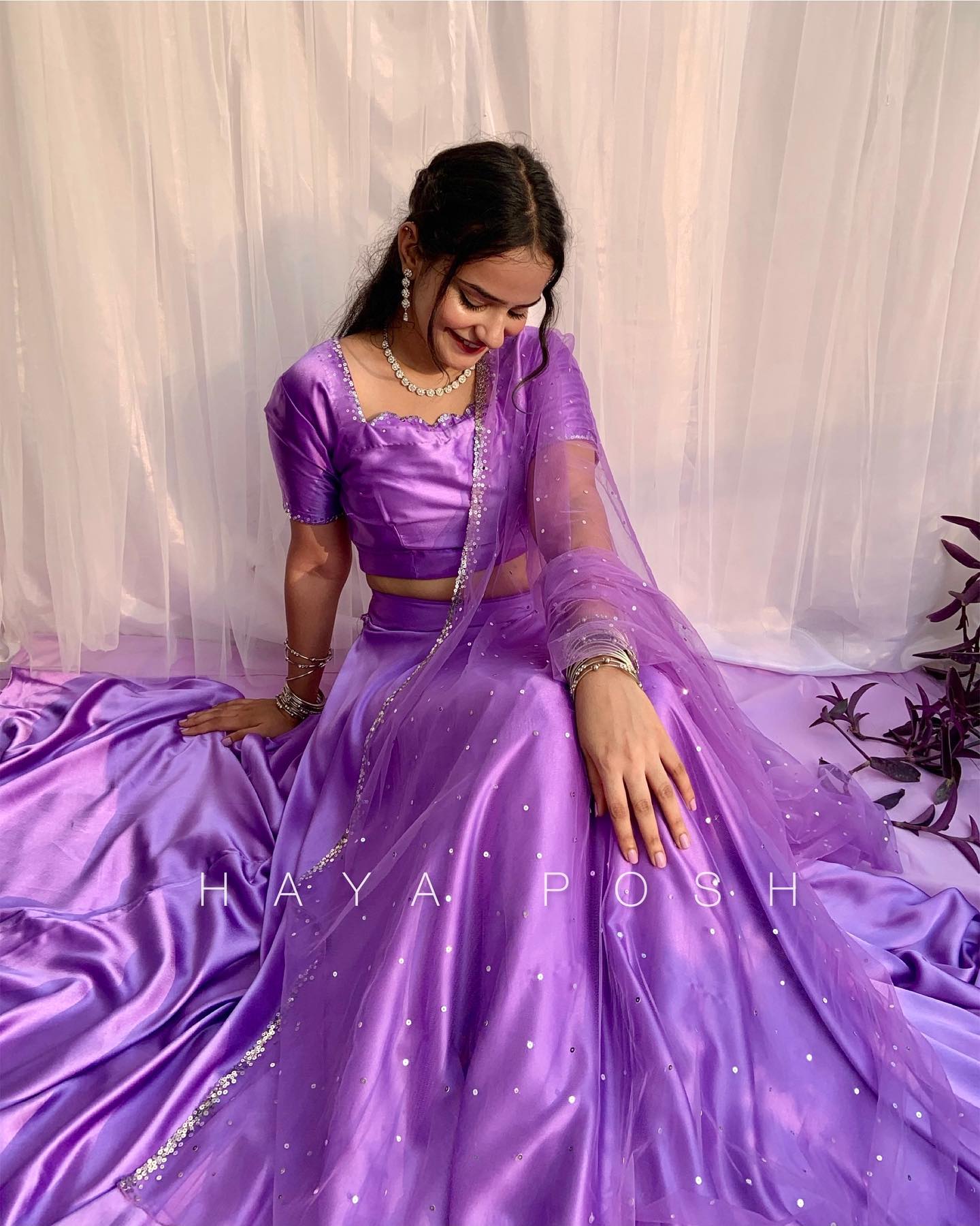 Aishwarya Lehenga Basic Lehenga Hayaposh India.