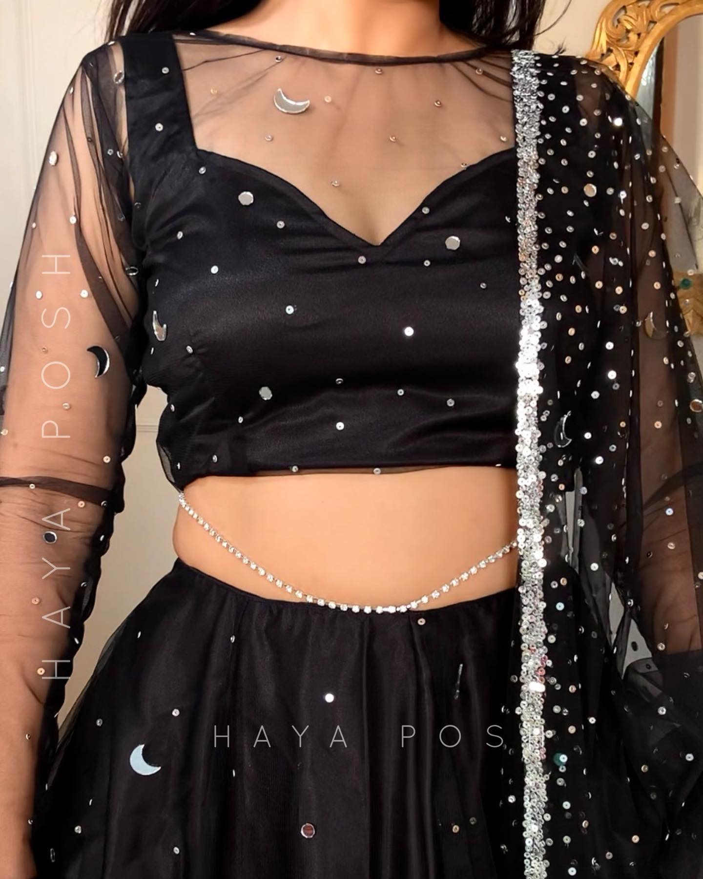 Black Moon Lehenga Lehenga Hayaposh India.