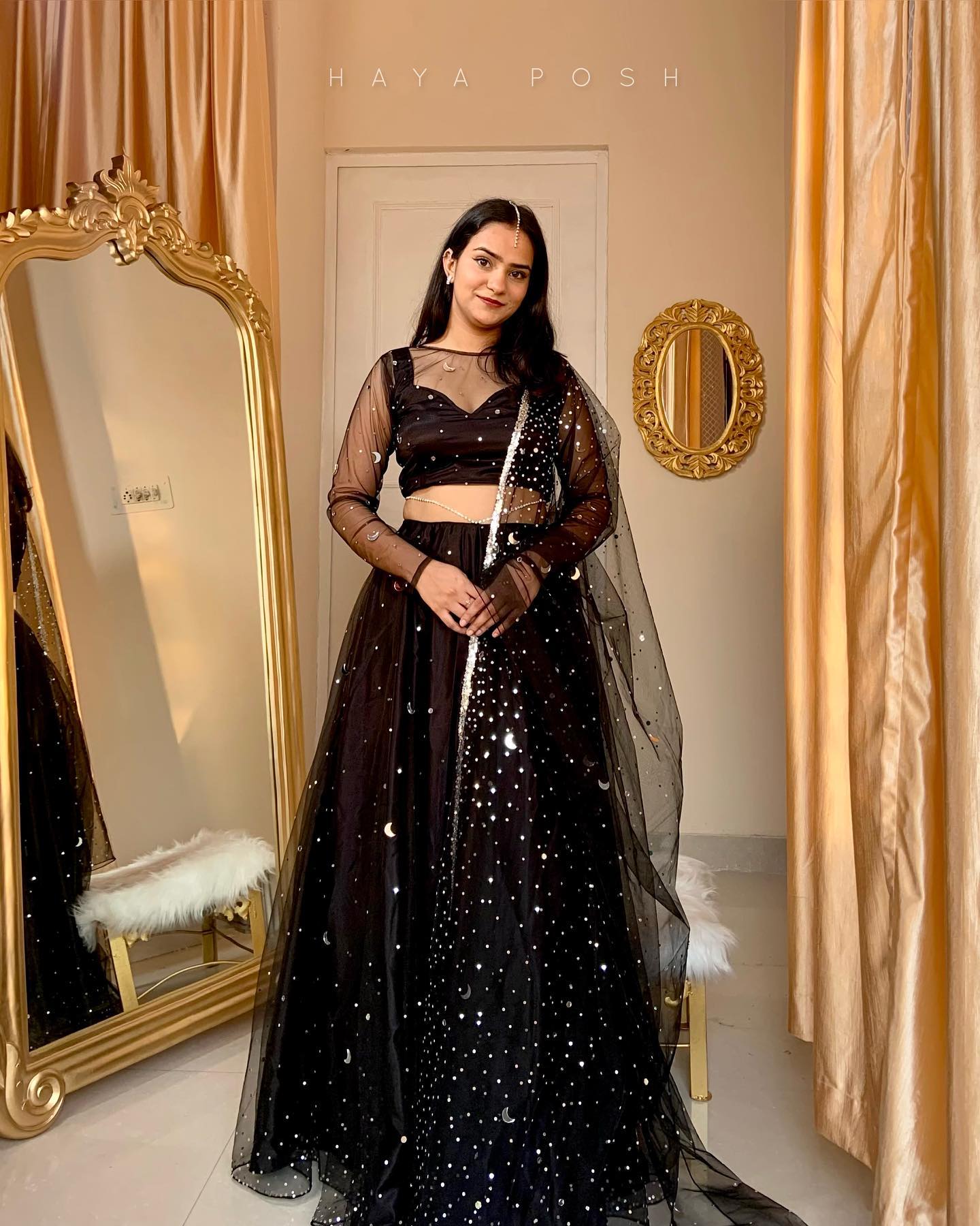Black Moon Lehenga Lehenga Hayaposh India.