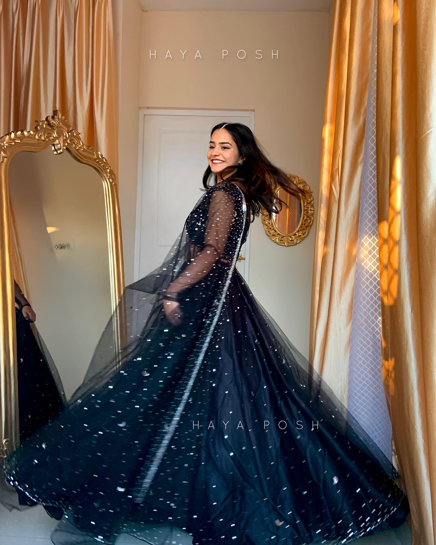 Black Moon Lehenga Lehenga Hayaposh India.