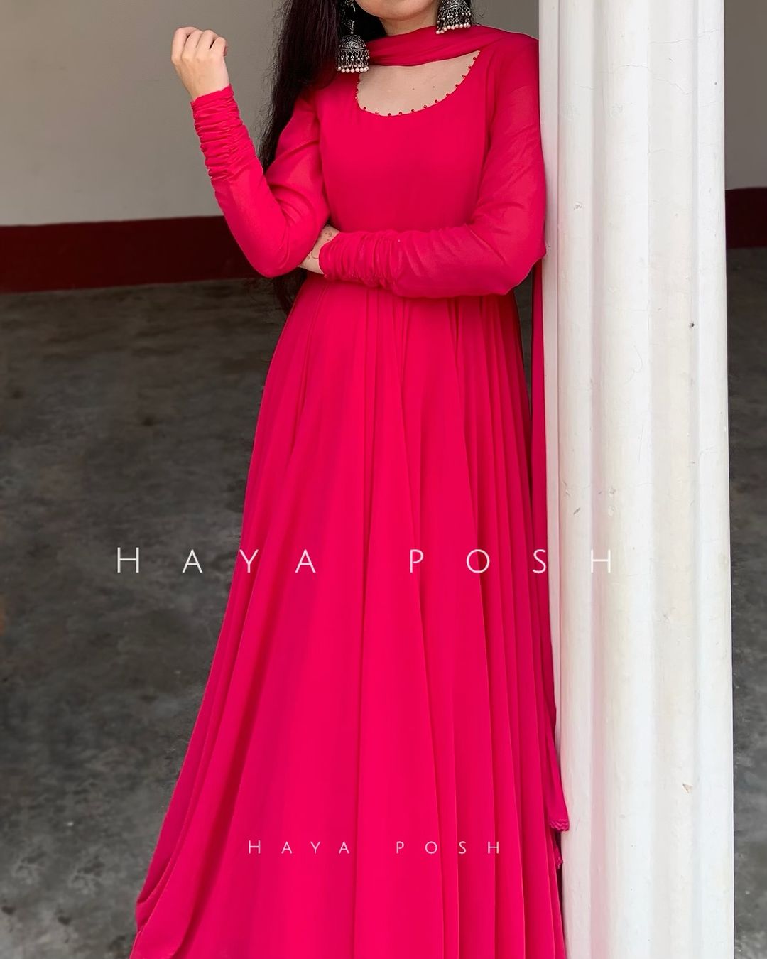 Gulabi Seher Anarkali Hayaposh India.