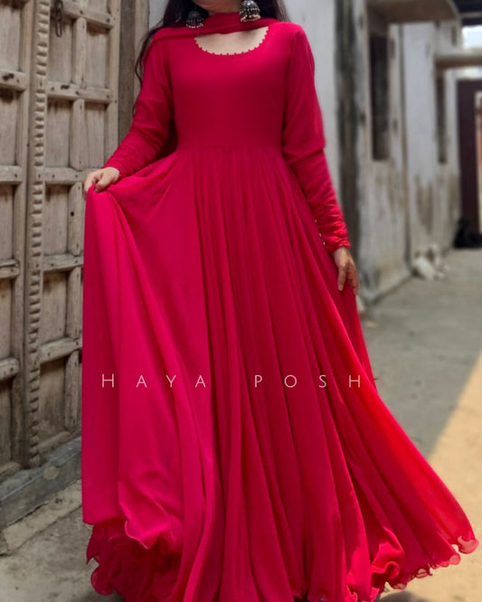 Gulabi Seher Anarkali Hayaposh India.