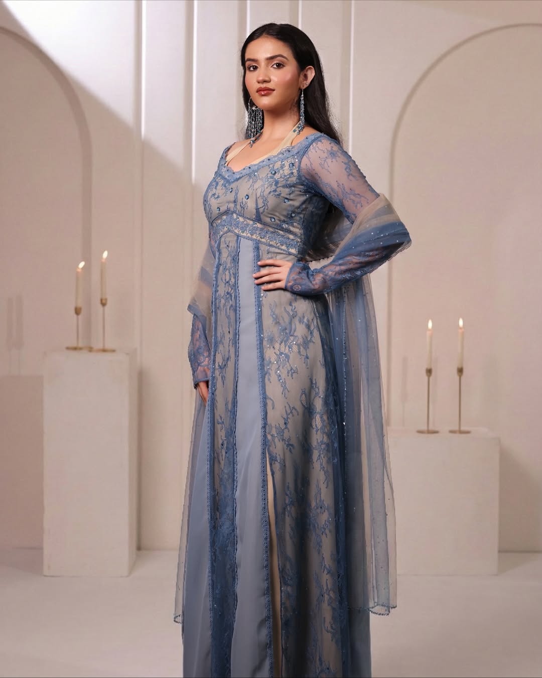 𝐸𝓁𝓈𝒶 ₊˚⊹ ᰔ