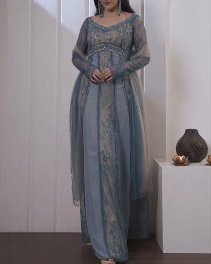 𝐸𝓁𝓈𝒶 ₊˚⊹ ᰔ