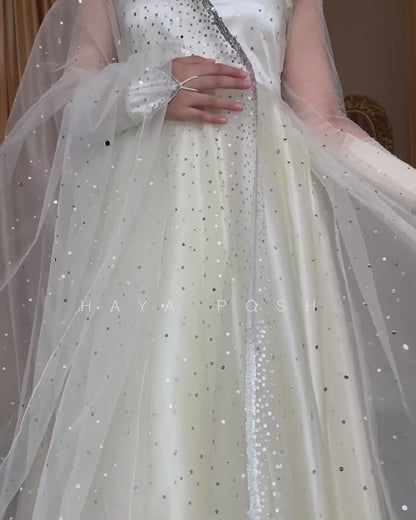 White Moon Lehenga Lehenga Hayaposh India.
