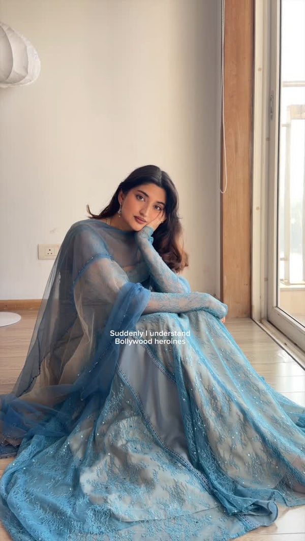 @farheennaqi